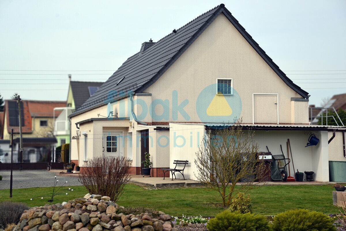 Gartenansicht Haus