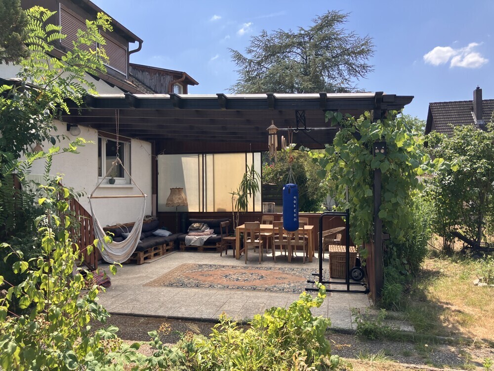 überdachte Terrasse
