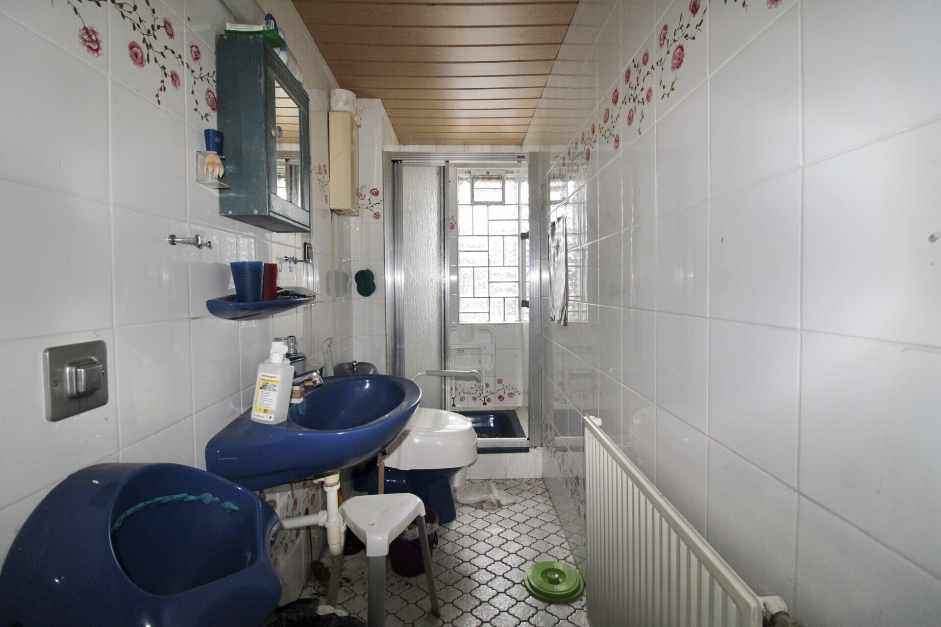 Badezimmer EG