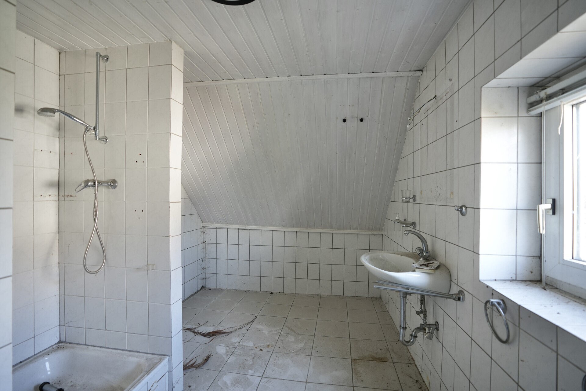 Badezimmer EG