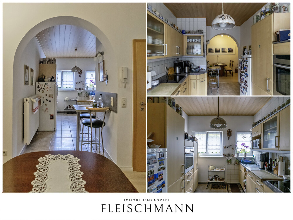 Gepflegte Küche mit Möbeln