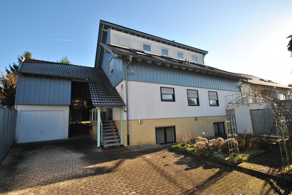 Ansicht v. d. Straße