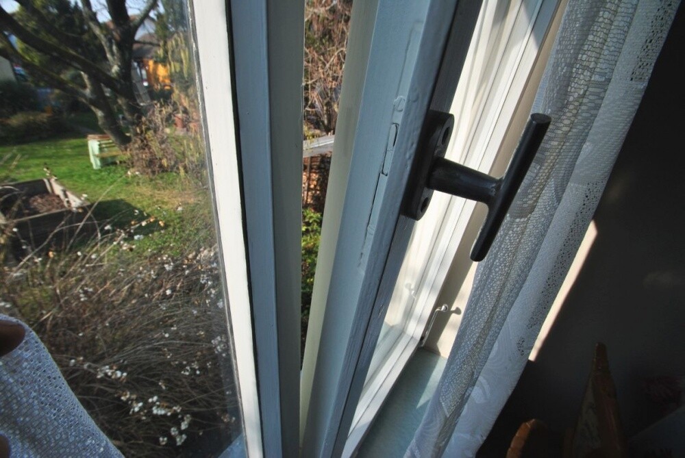 Sanierungswürdige Fenster