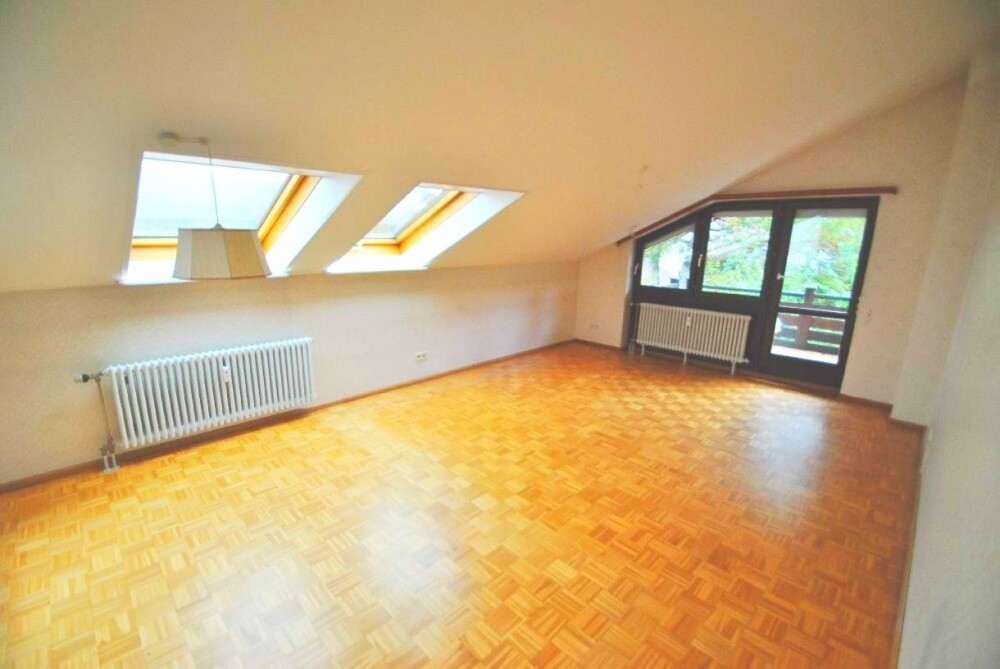 Lichtes Wohnzimmer