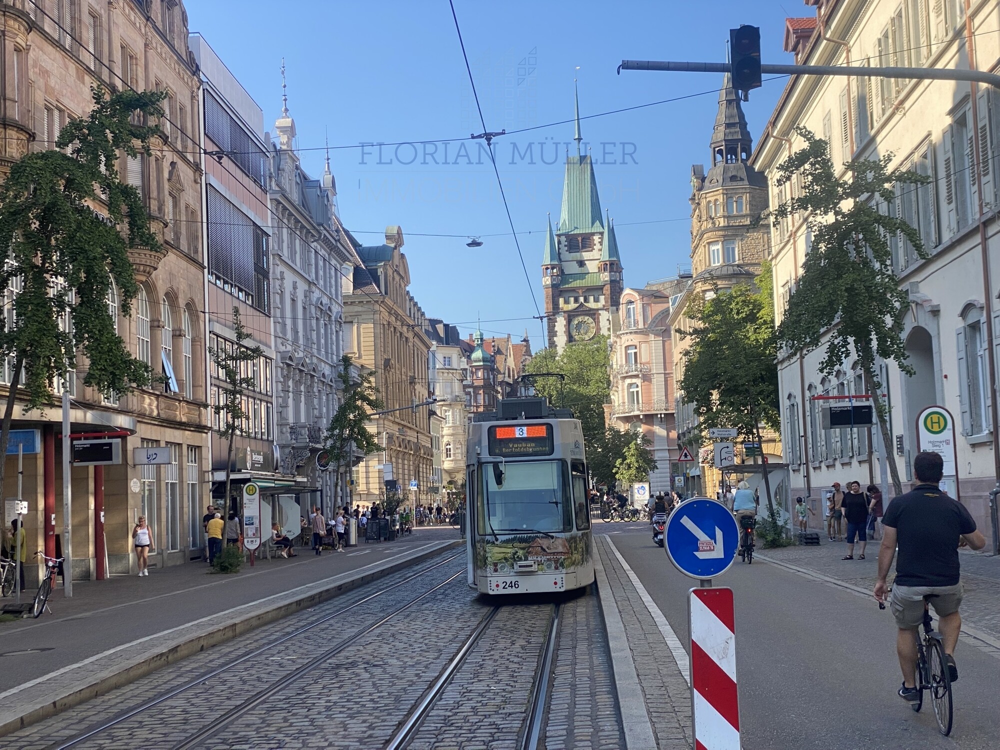 50m Straßenbahnhaltestelle