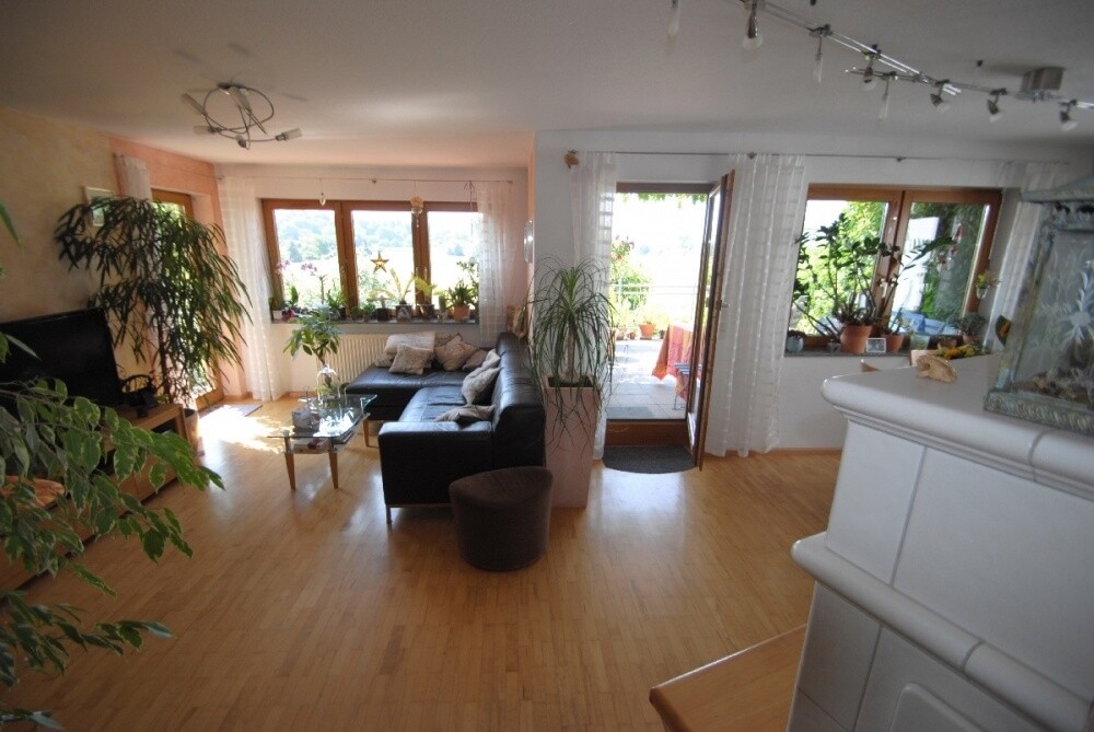 Helles Wohnzimmer