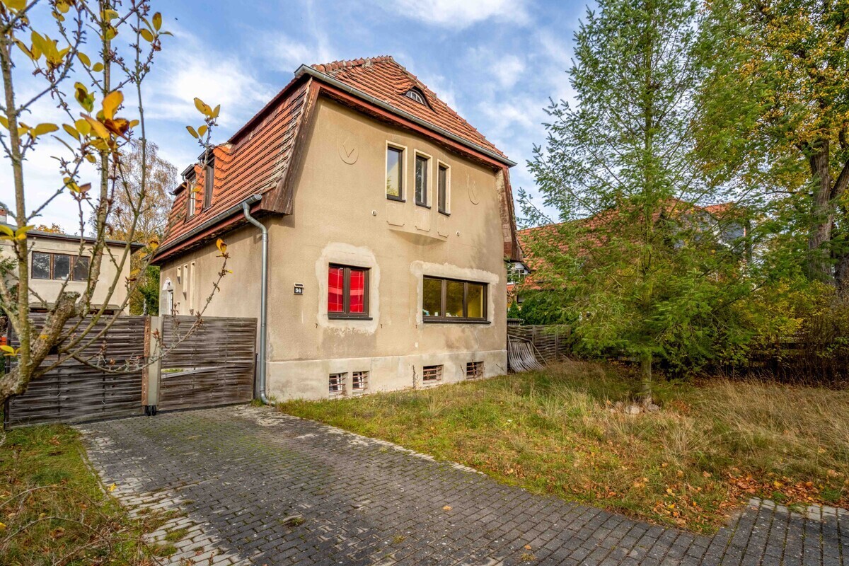 Pool & Freizeithaus am Waldrand