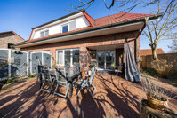 Terrasse teilw. überdacht