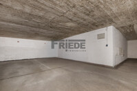 Tiefgaragenstellplatz