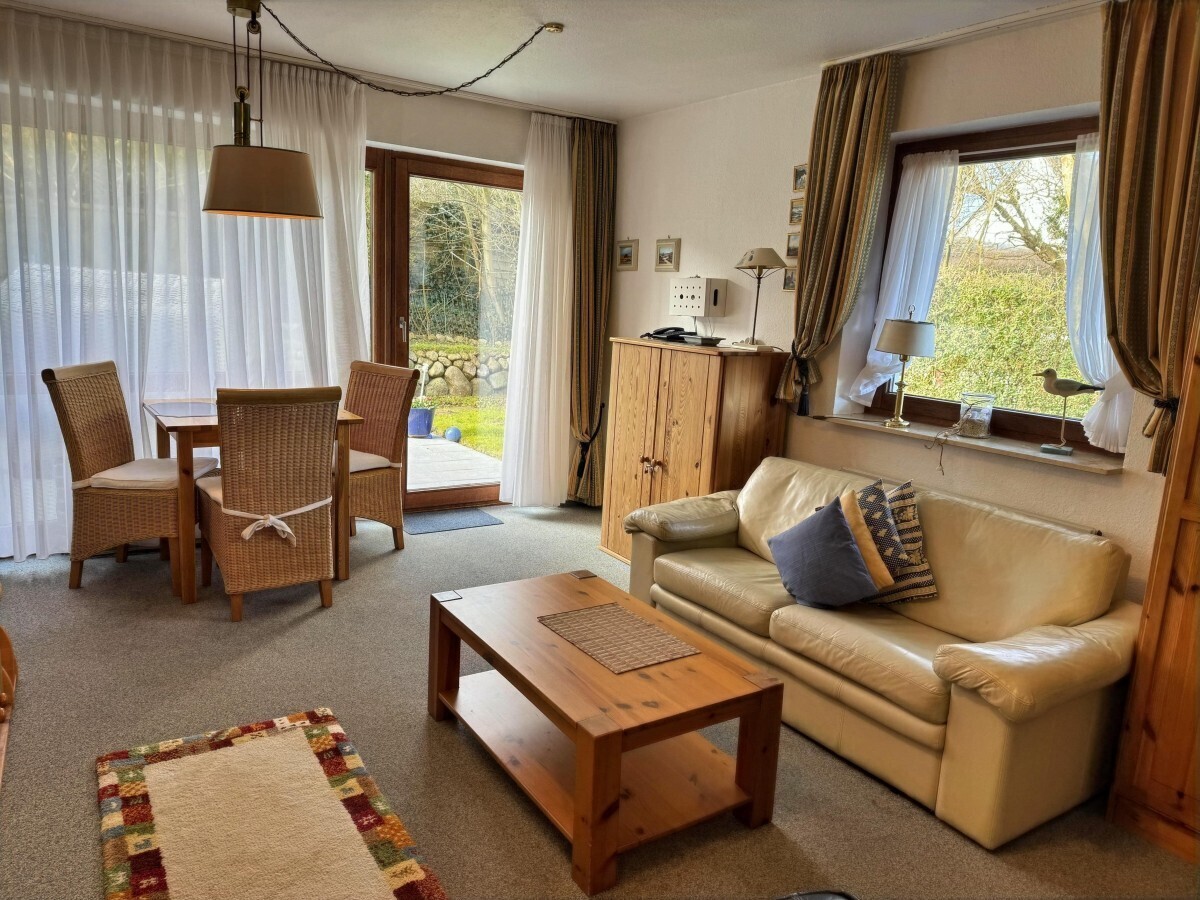 14-1446 Wohnzimmer 3