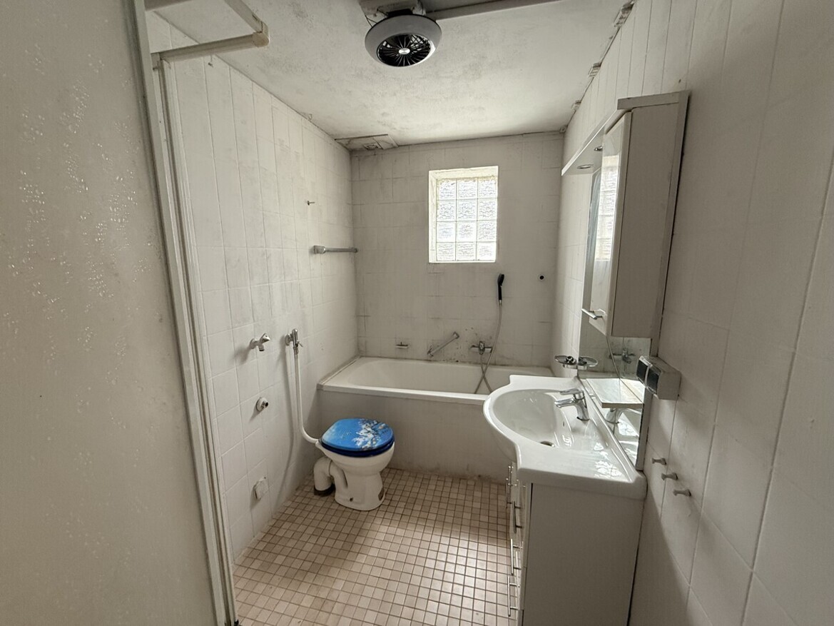 Badezimmer EG