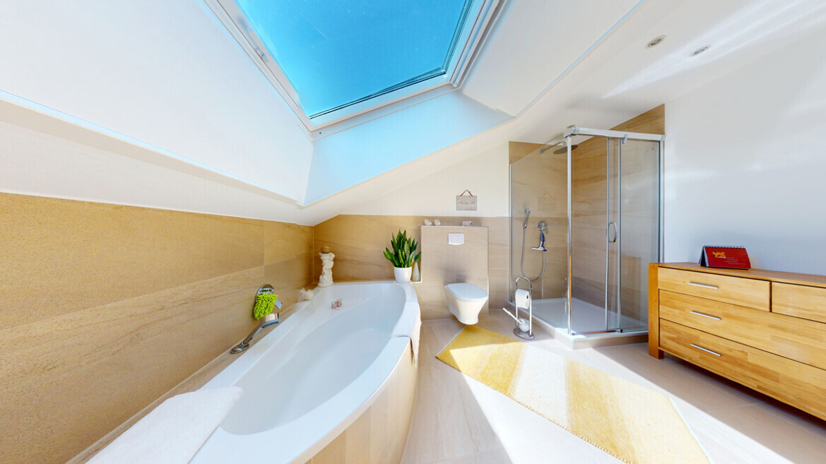 Badezimmer DG 