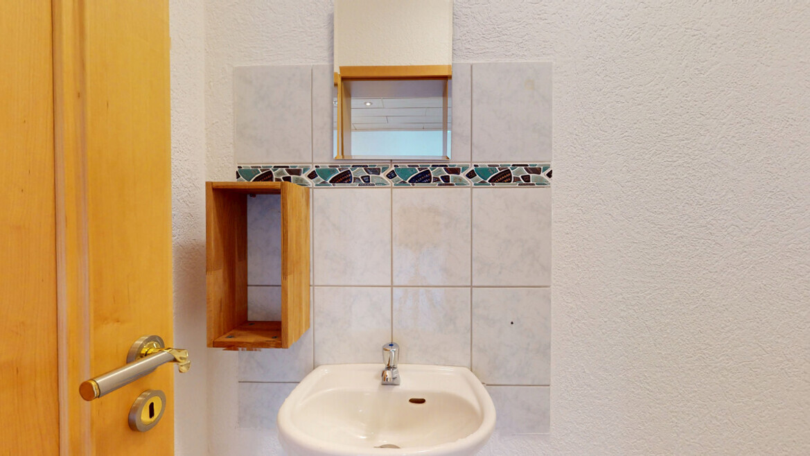 Gäste WC OG