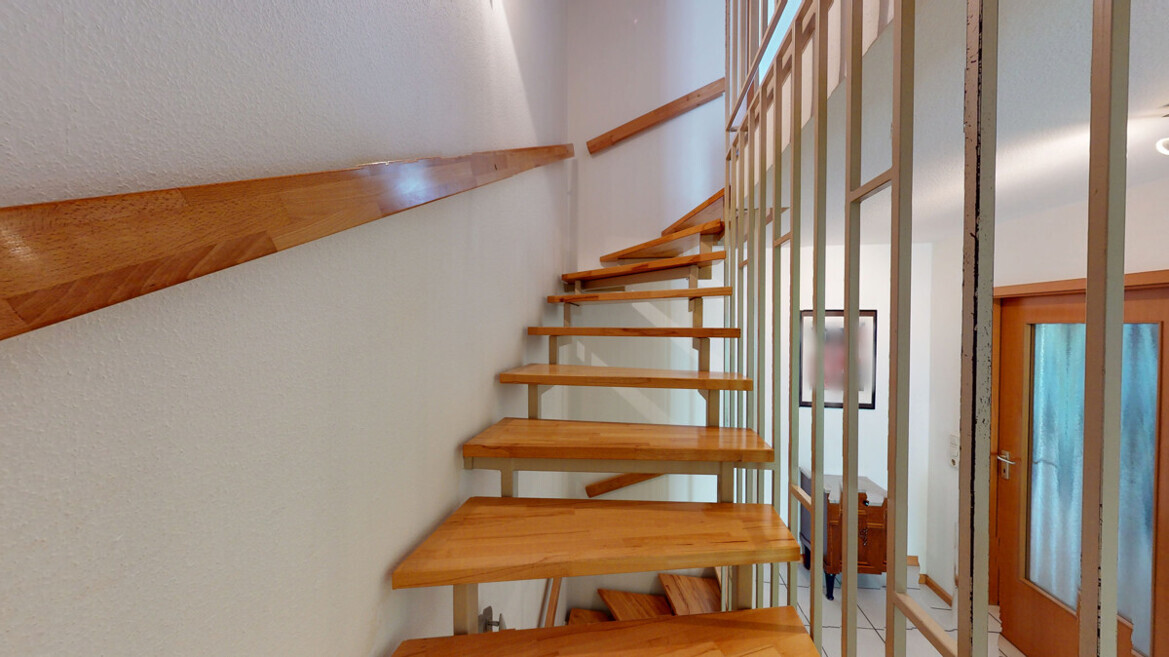Treppe zum OG