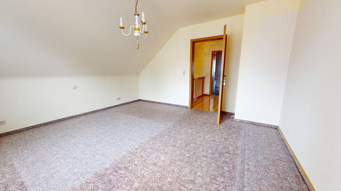 Schlafzimmer-DG