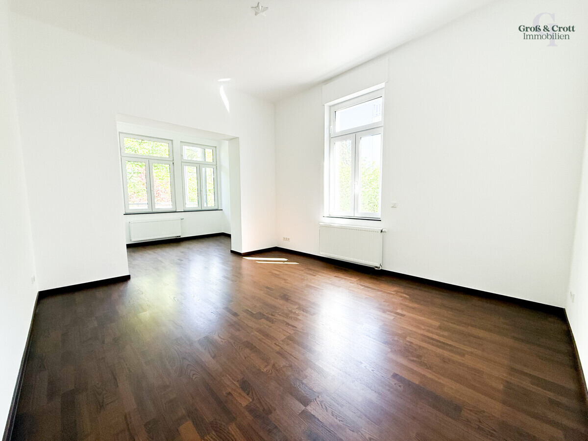 Kernsanierte Altbauwohnung mit hochwertiger EBK und Aufzug im beliebten Aachener Südviertel! - Photo 1