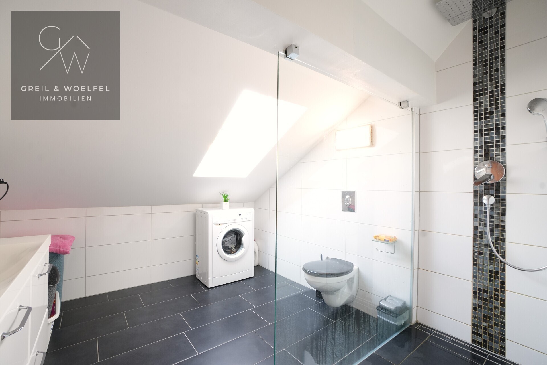 OG 2  Badezimmer 2