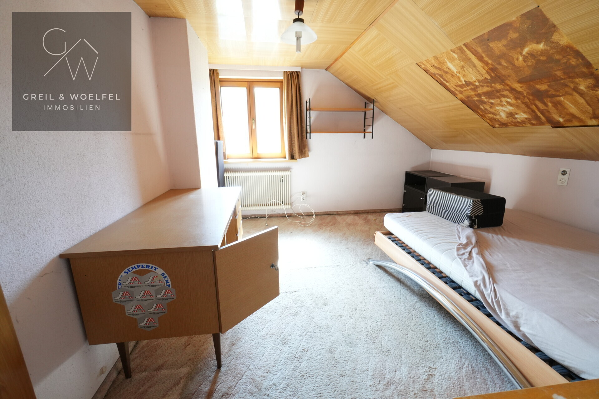 Zimmer 2 OG