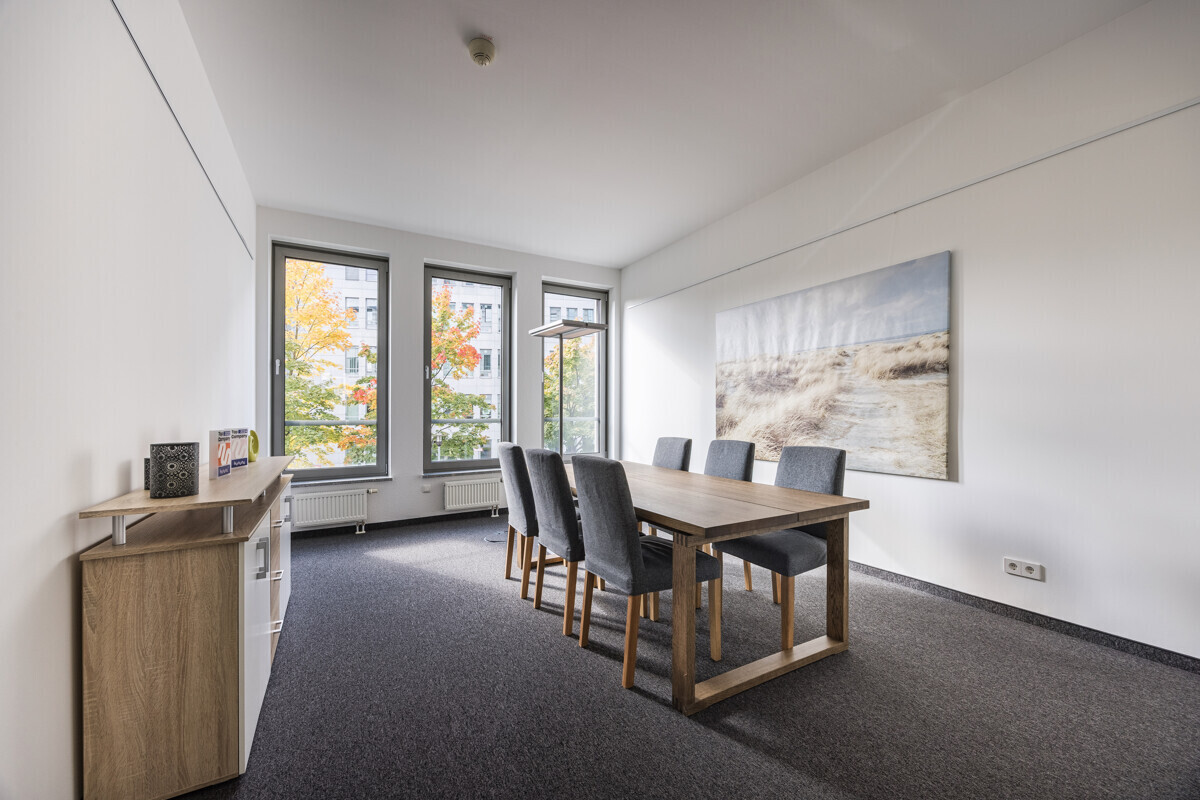 Erstes Einzelbüro