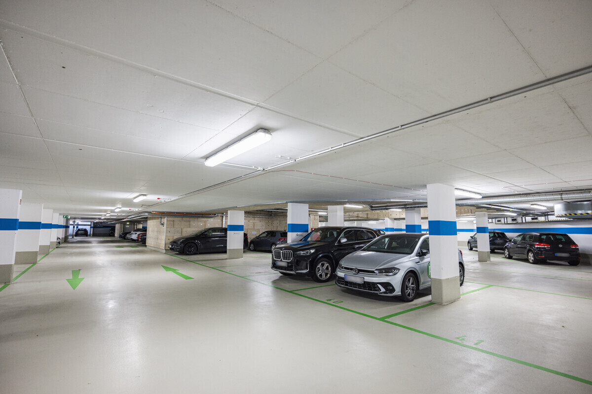 Tiefgaragenstellplatz