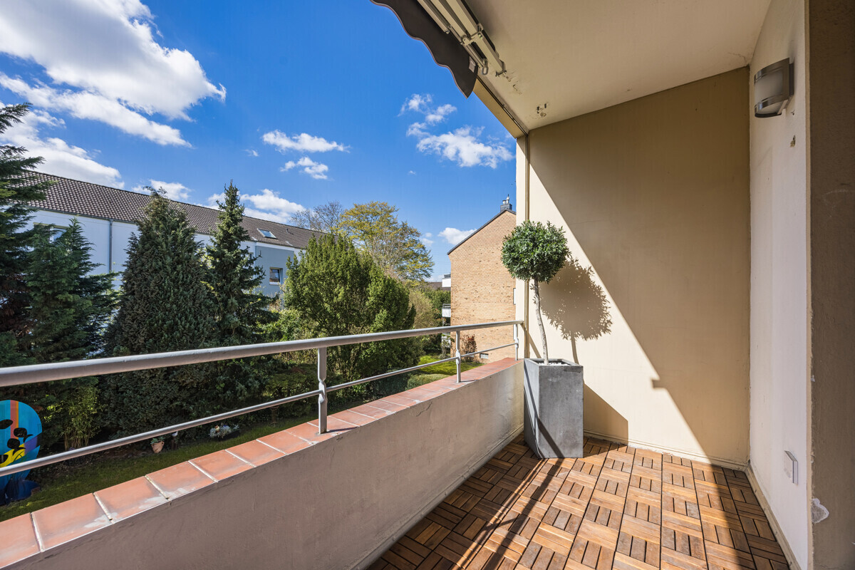 Angrenzende Sonnen-Loggia