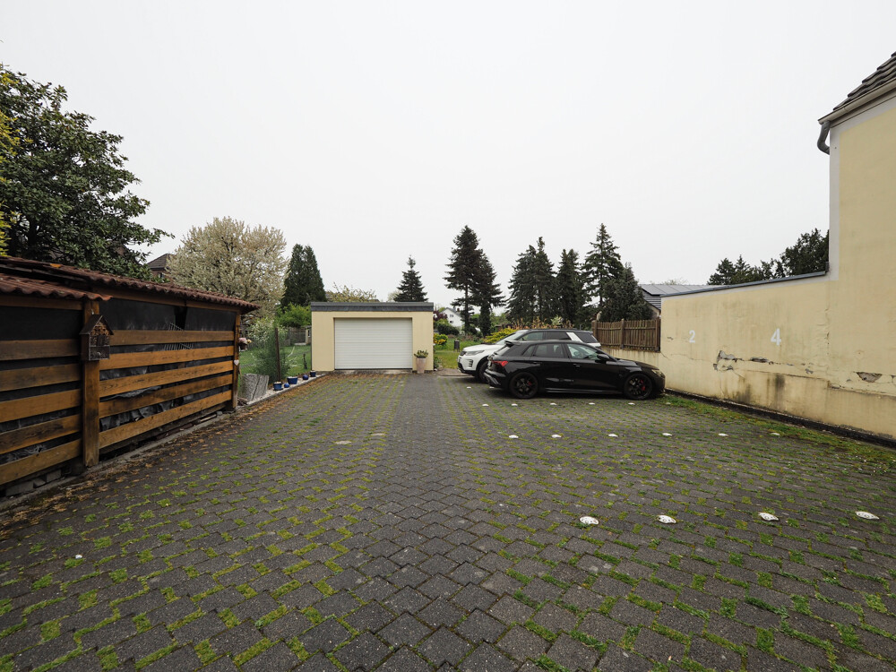 Haus 1 Parkplätze