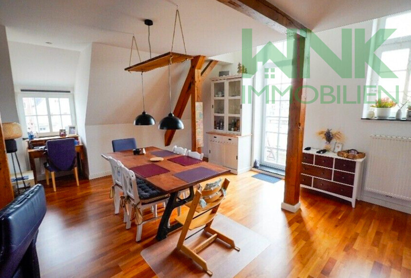 offene großes Wohn Esszimmer Zugang zum Balkon