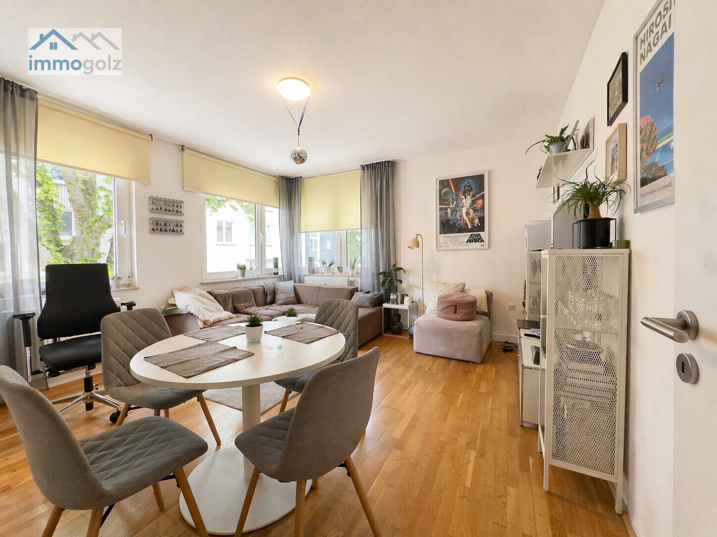 Wohnzimmer