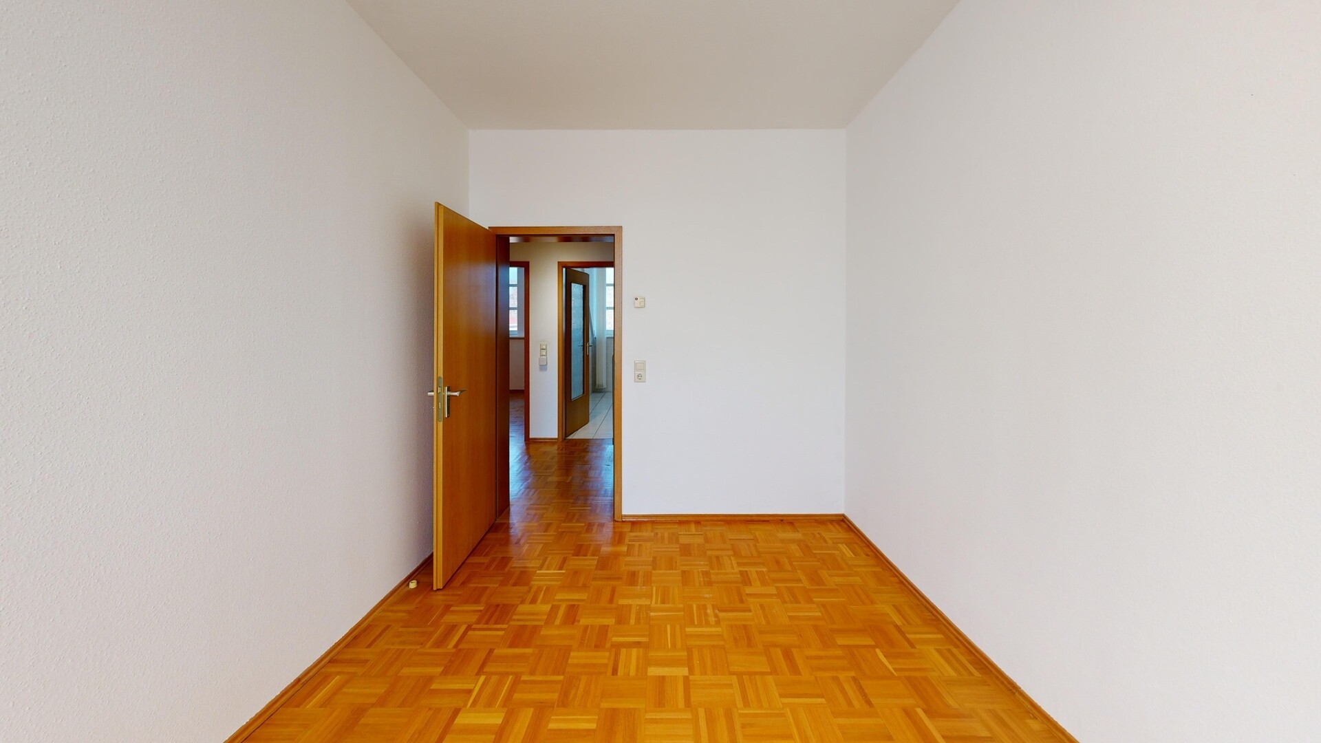 Zimmer 2 OG