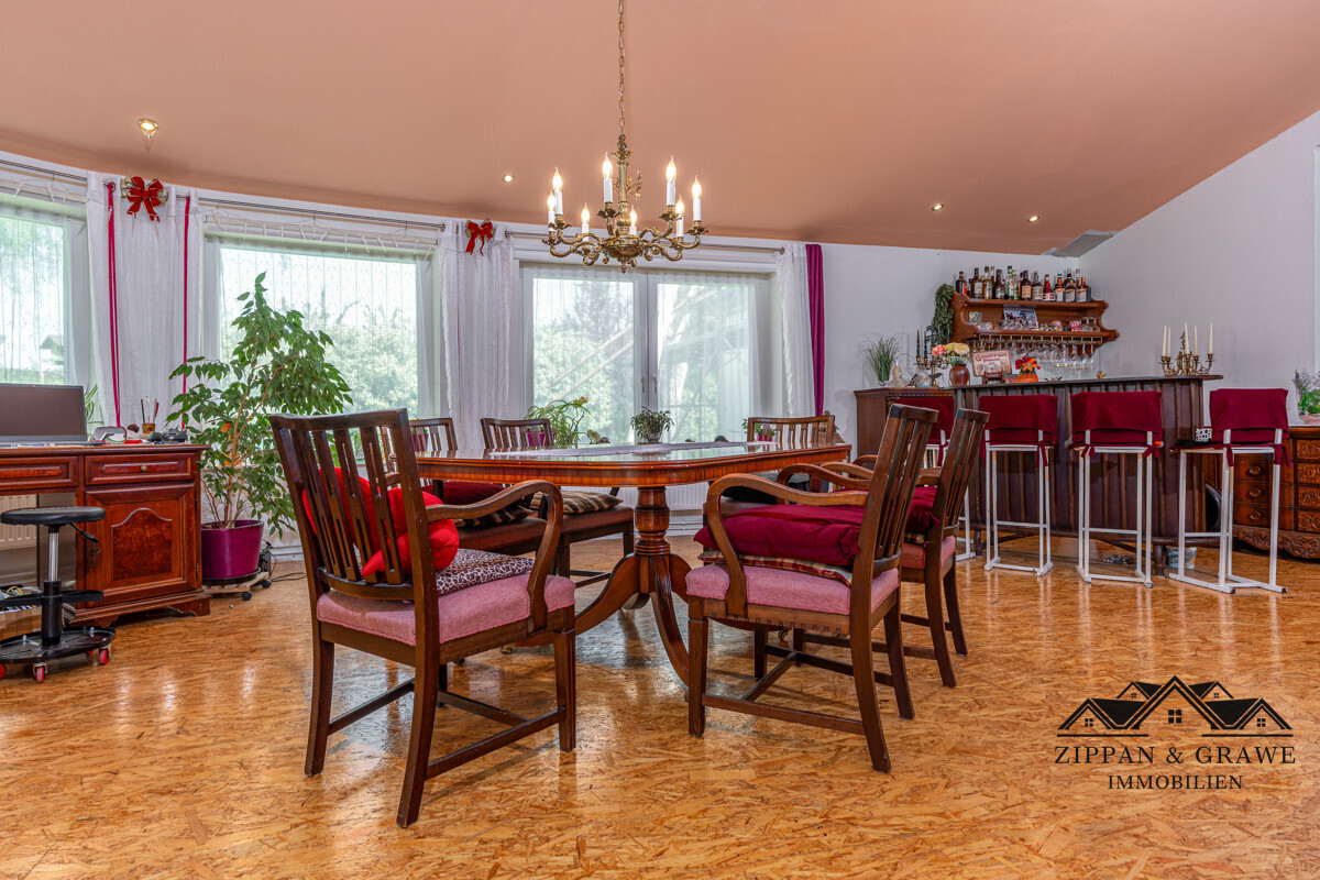 Rondell/Wohnzimmer/Gemeinschaftsraum