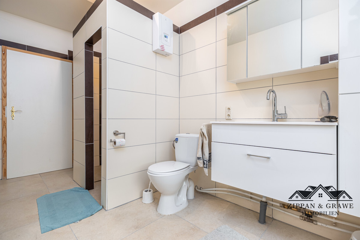 Badezimmer Wohnung 4 DG