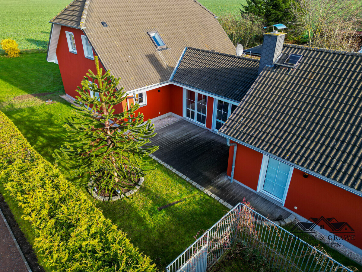 Ansicht Seite/Terrasse