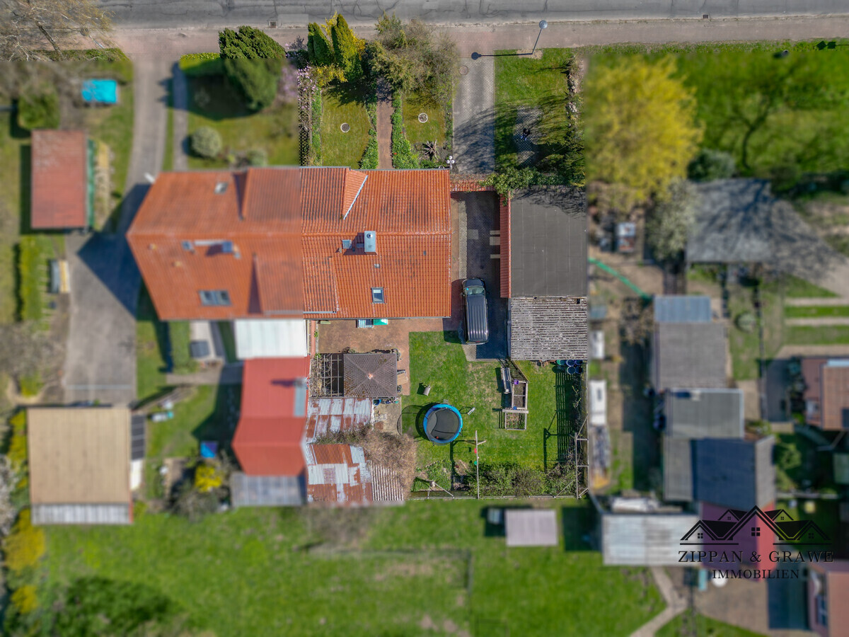 Grundstück