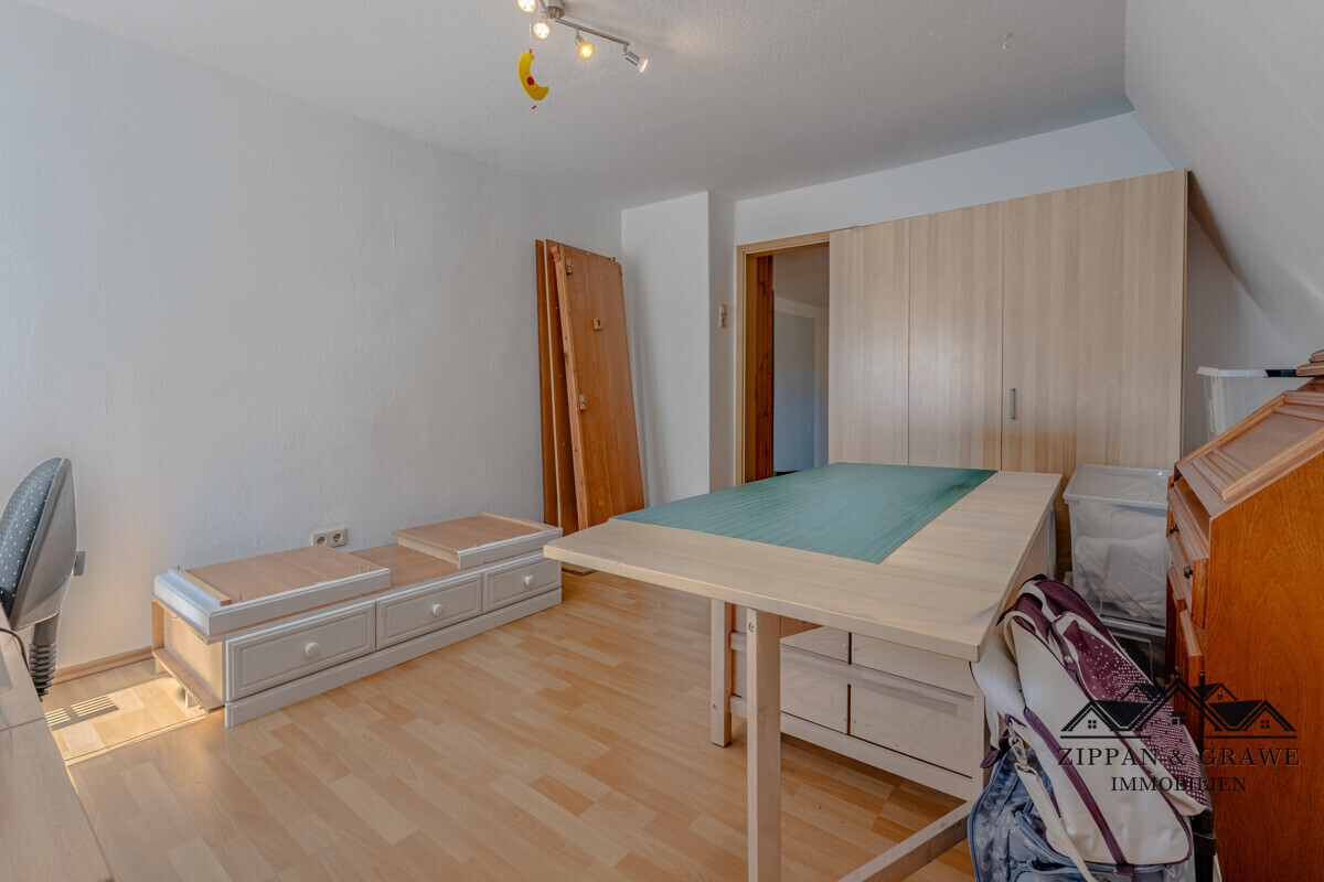 weiteres Zimmer DG