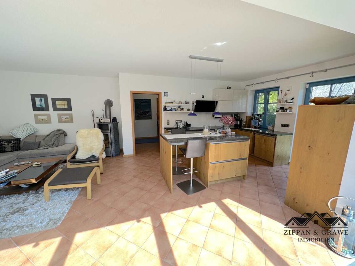 Wohnzimmer/Küche/Wintergarten