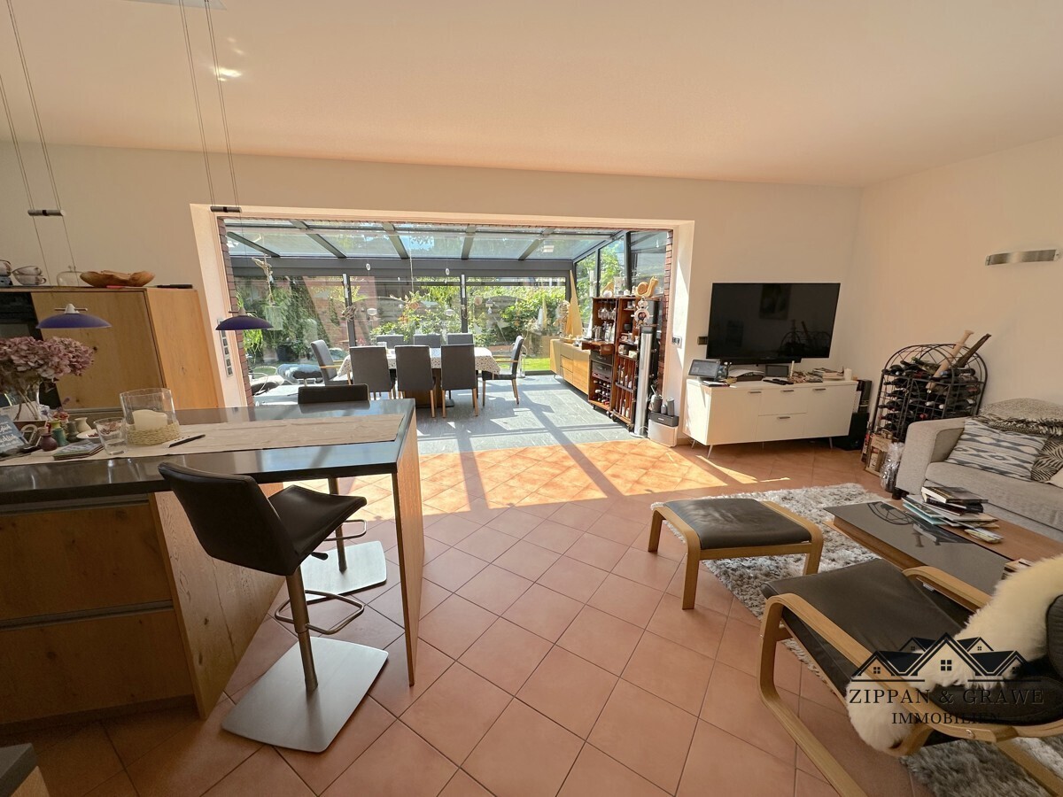 Wohnzimmer/Küche/Wintergarten