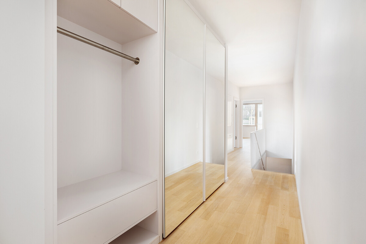 Flur mit Einbauschrank
