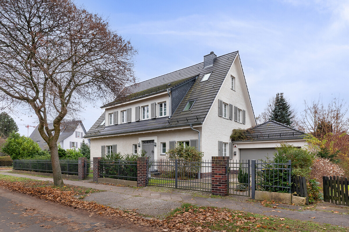 Ansicht v. d. Straße