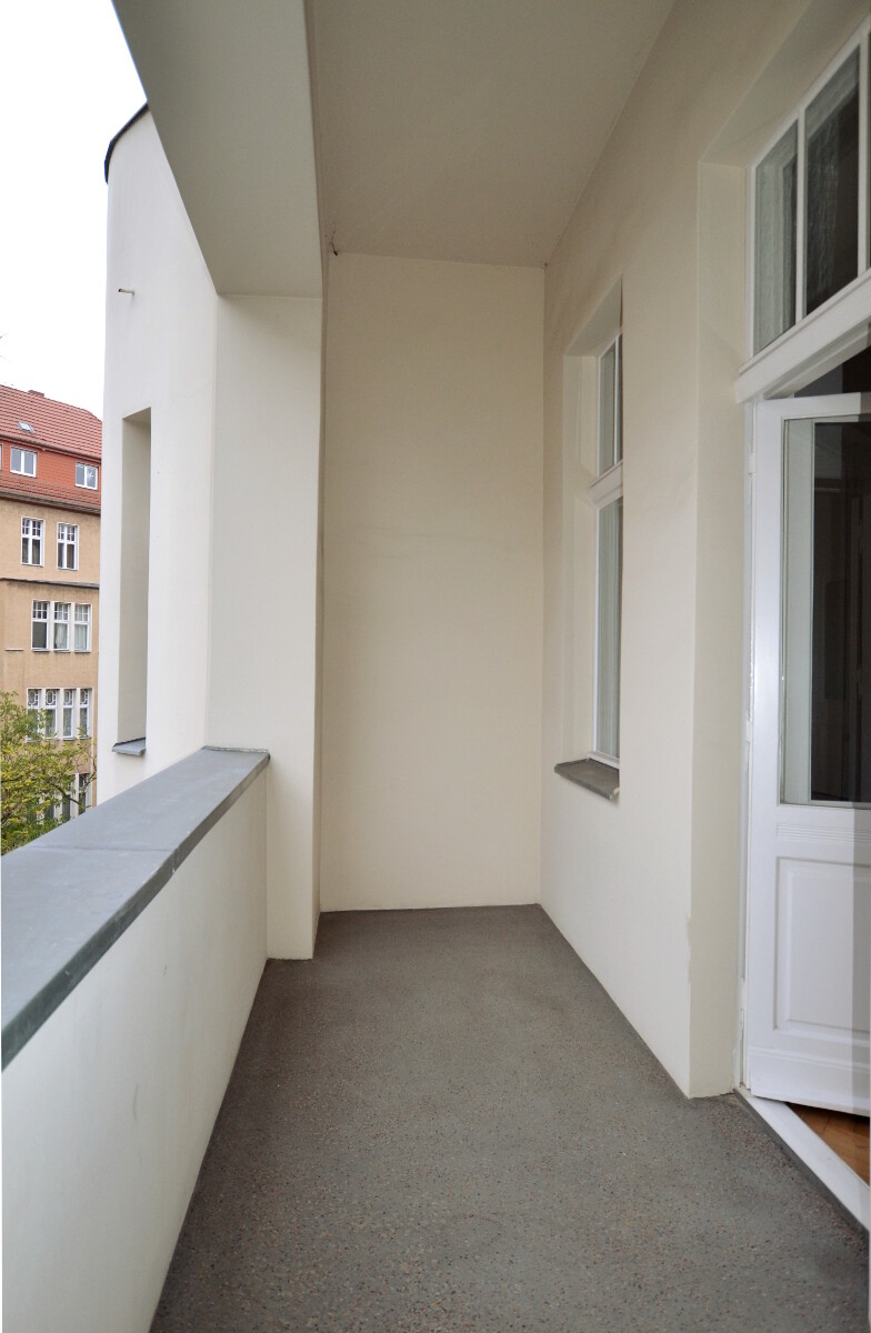 Loggia (Bild aus ähnlicher Wohnung mit gleichem Grundriss)