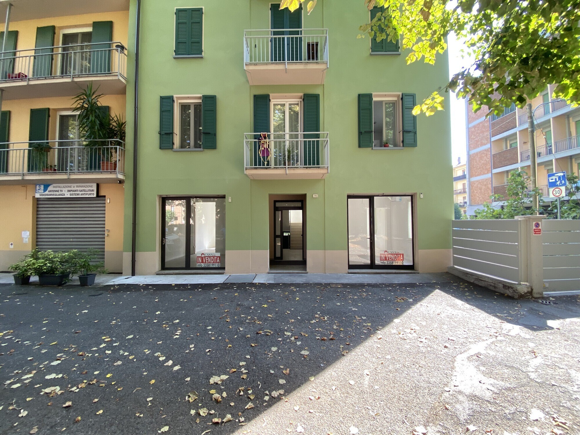 PALAZZO VETRINE
