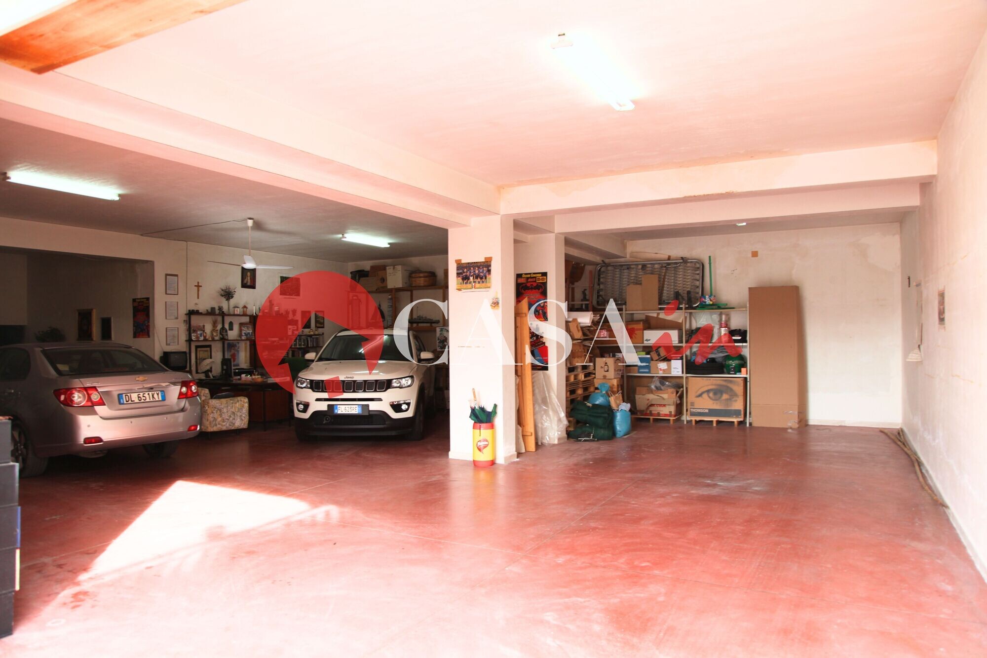 GARAGE