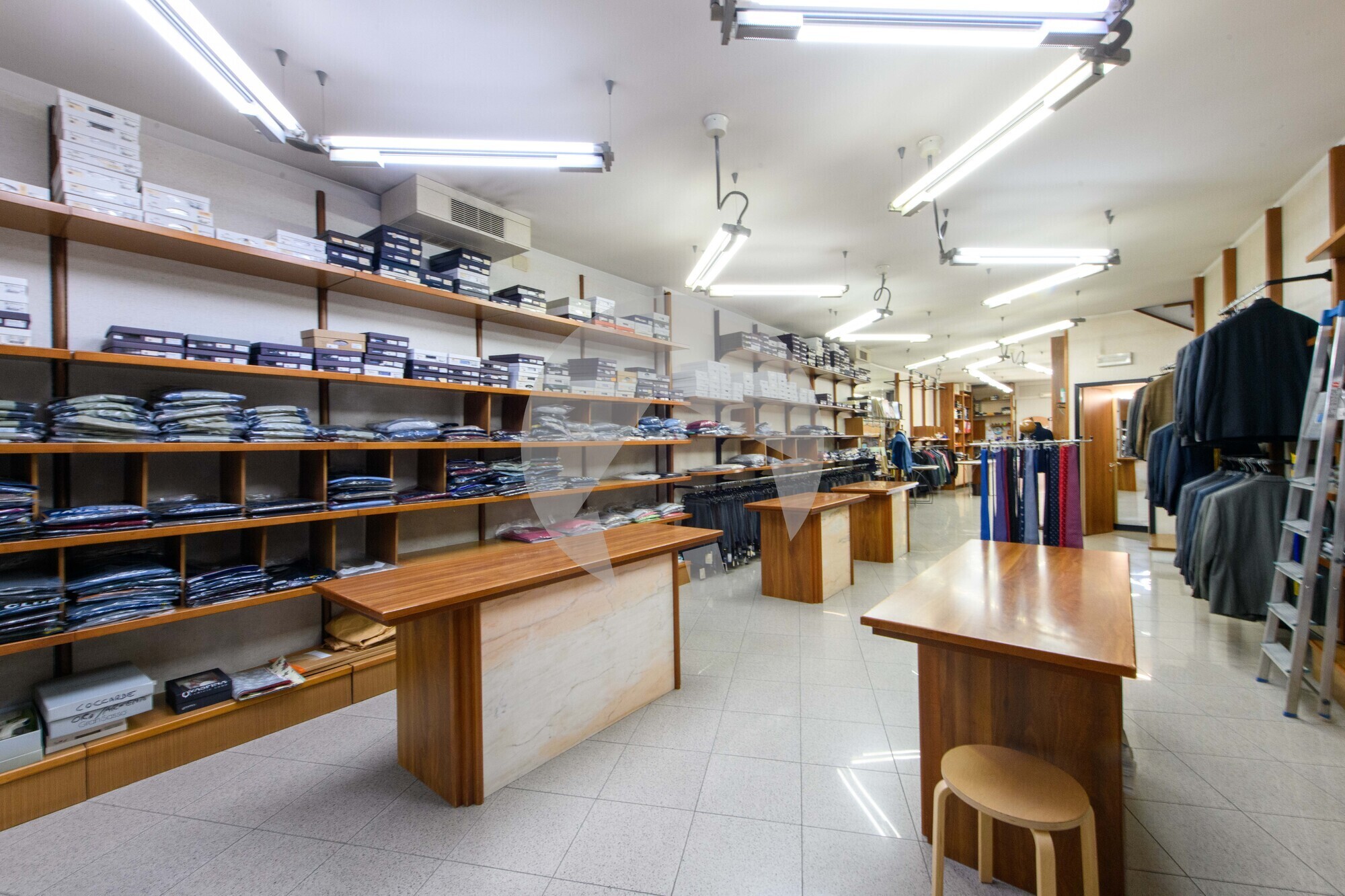 SHOWROOM