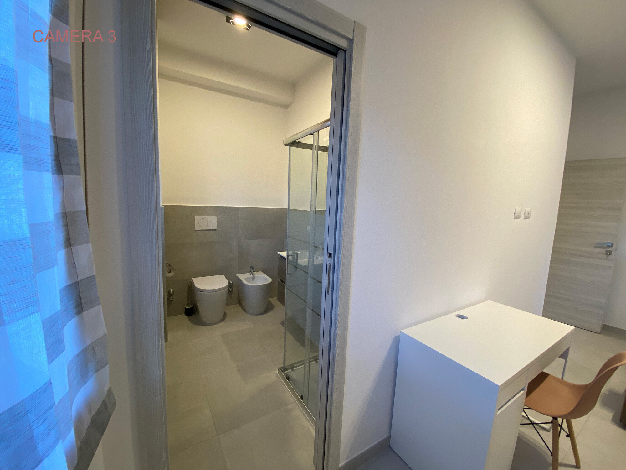 Camera con bagno privato