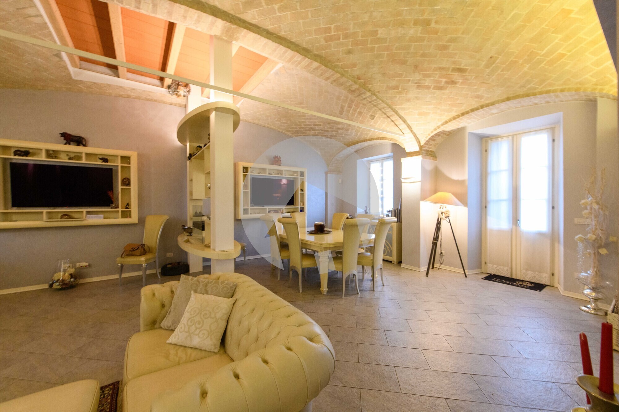 Salone