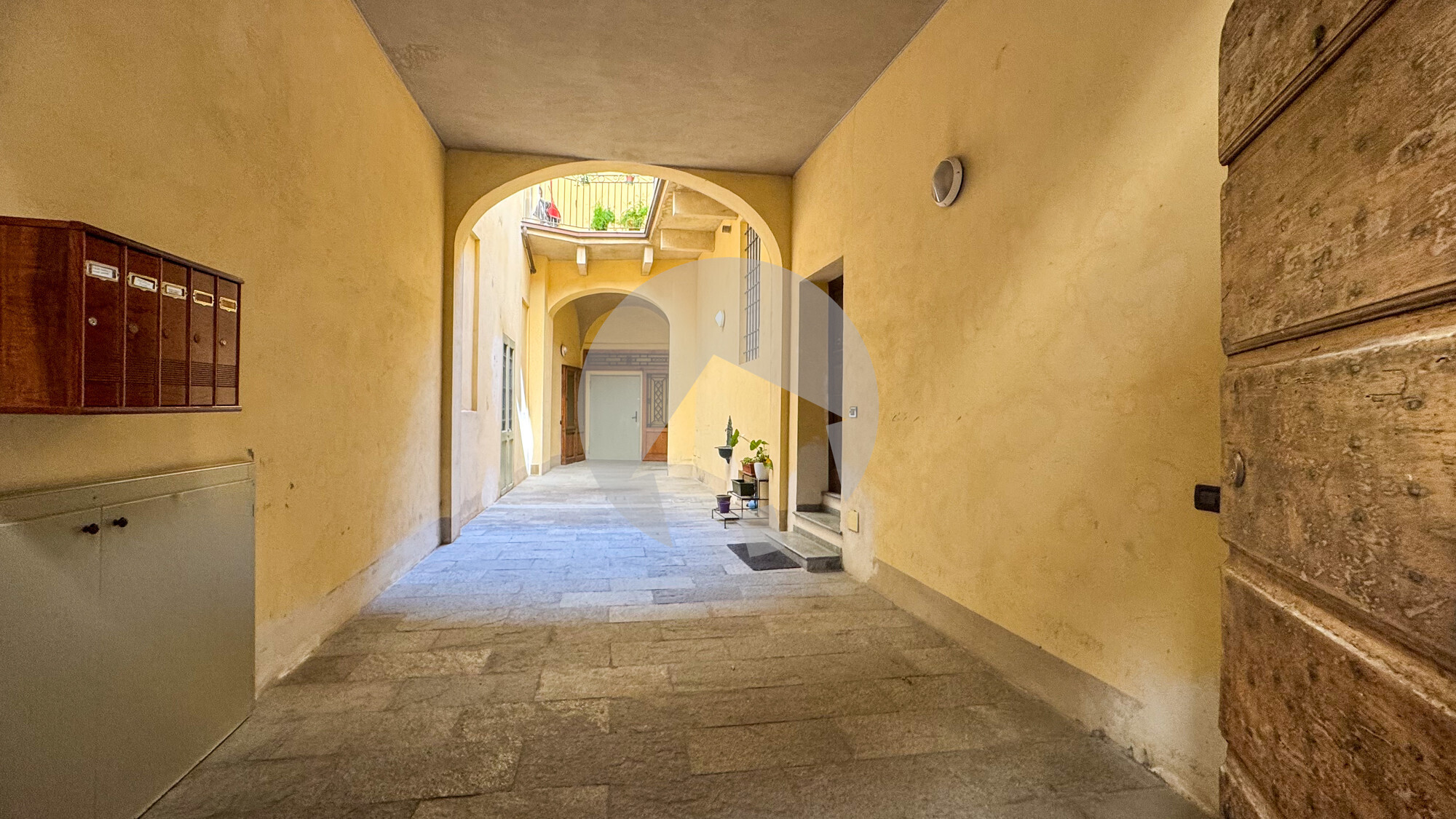 ingresso palazzo