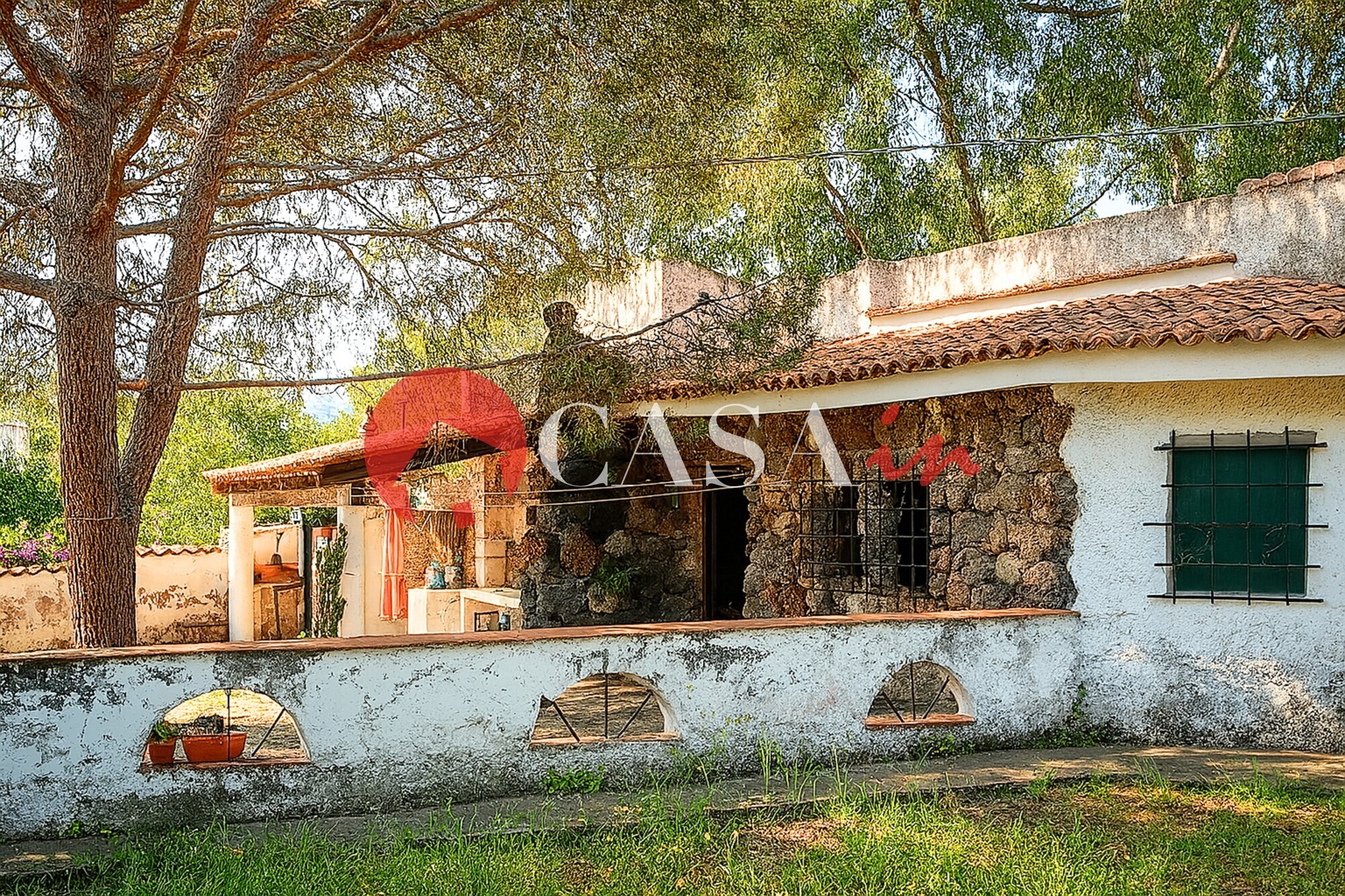 Esterno dal giardino