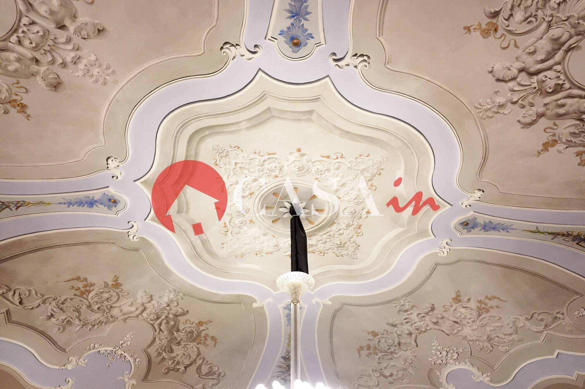 Soffitto decorato a mano
