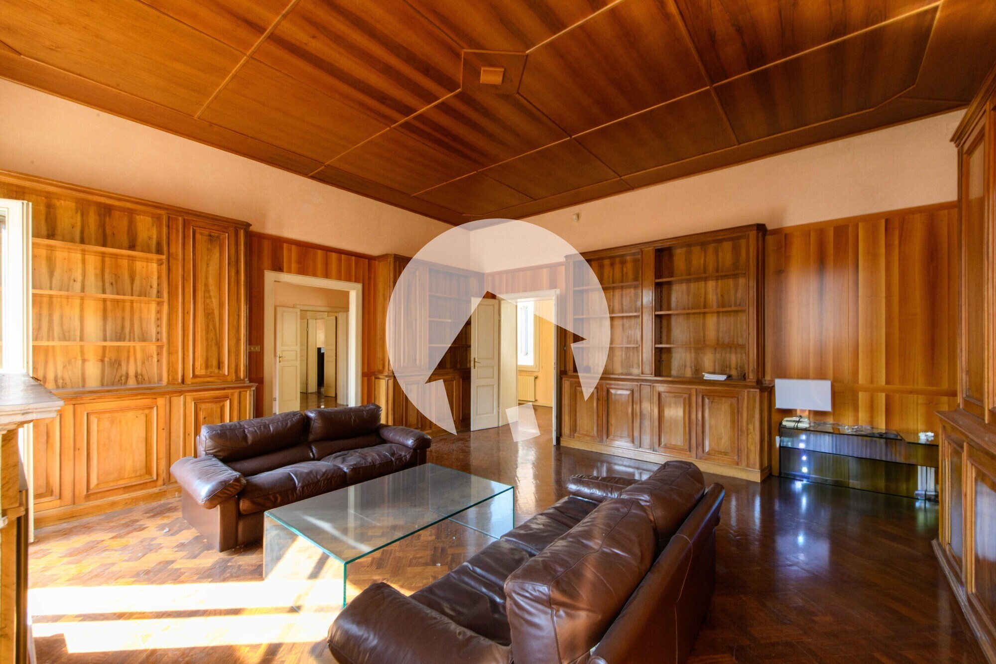 Salone con boiserie