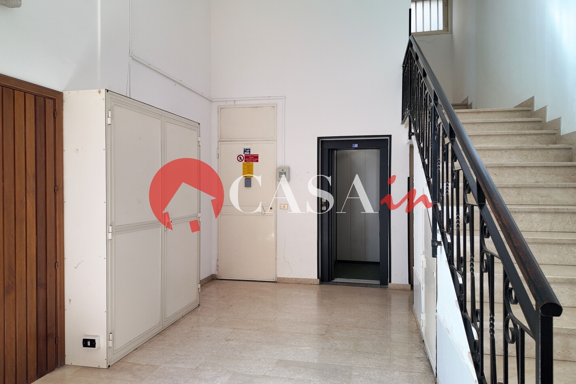 INGRESSO/ASCENSORE