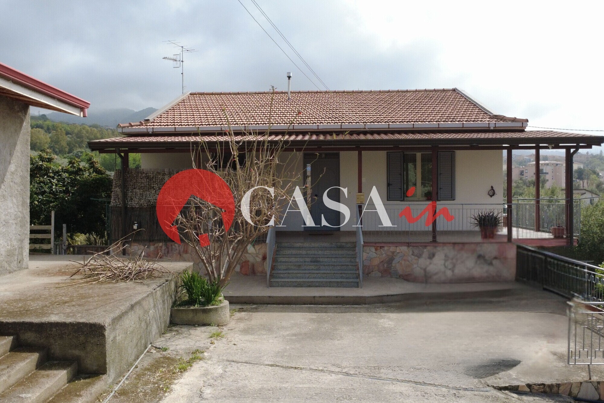 3 Esterno